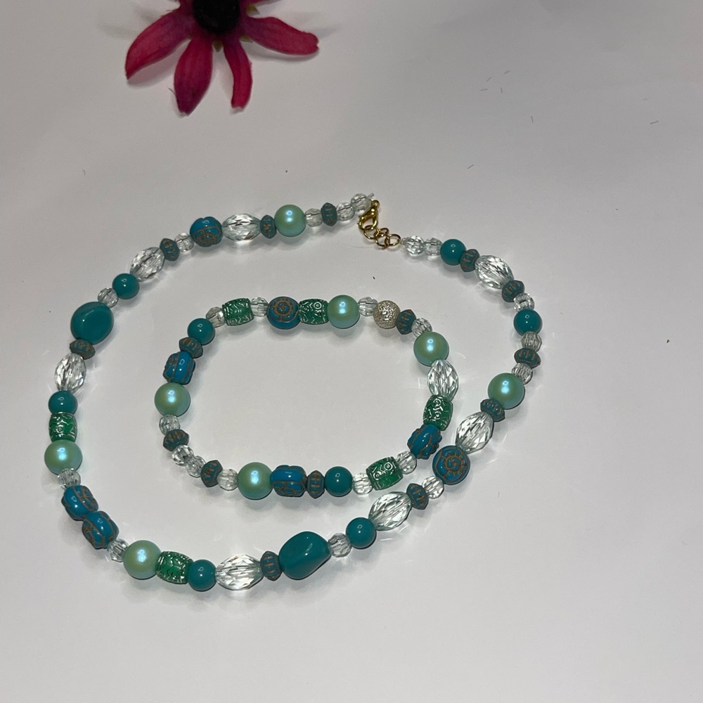 Necklace set